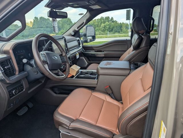 2026 Ford F-450SD King Ranch DRW