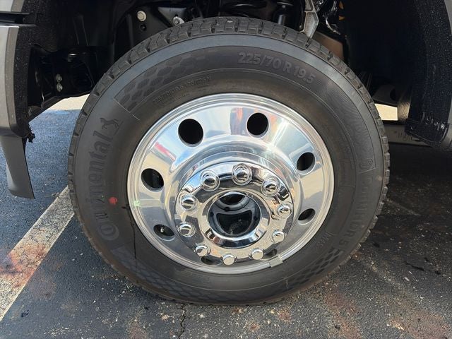 2027 Ford F-450SD Lariat DRW