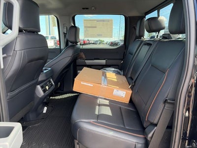 2027 Ford F-450SD Lariat DRW