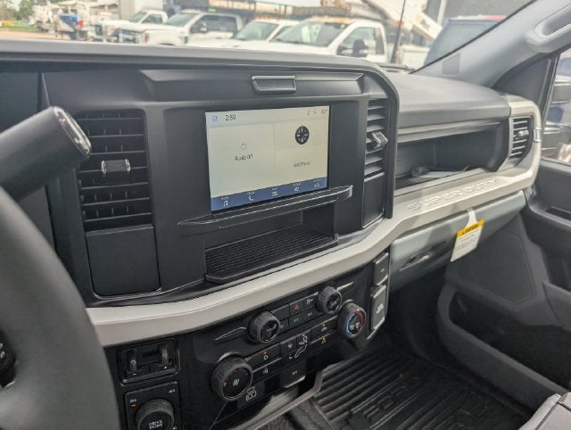 2027 Ford F-250SD XL