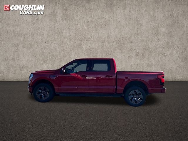 2025 Ford F-150 Lightning Lariat