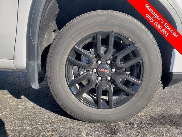 2024 GMC Sierra 1500 Elevation