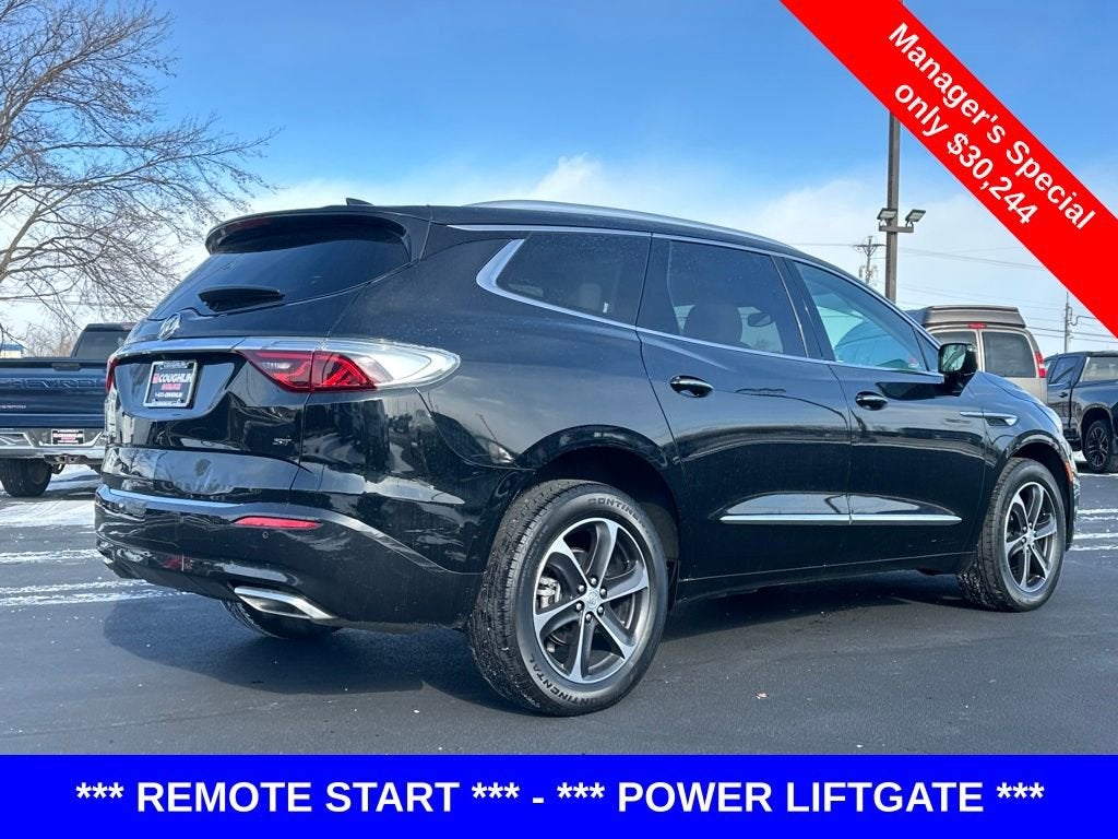 2022 Buick Enclave Essence