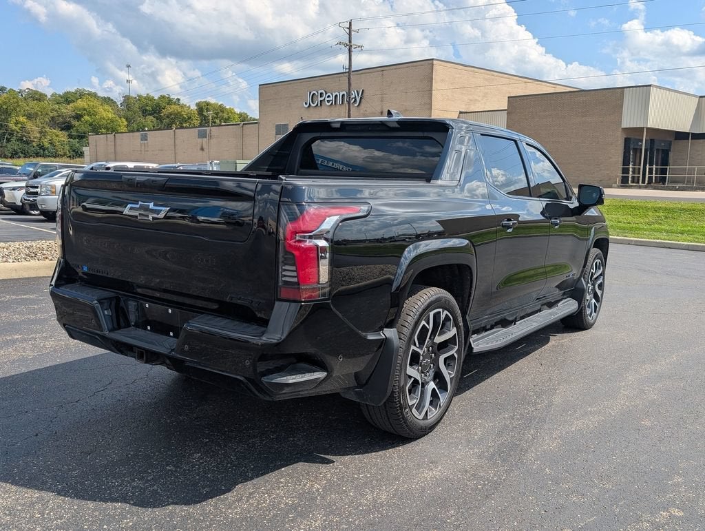 2024 Chevrolet Silverado EV RST