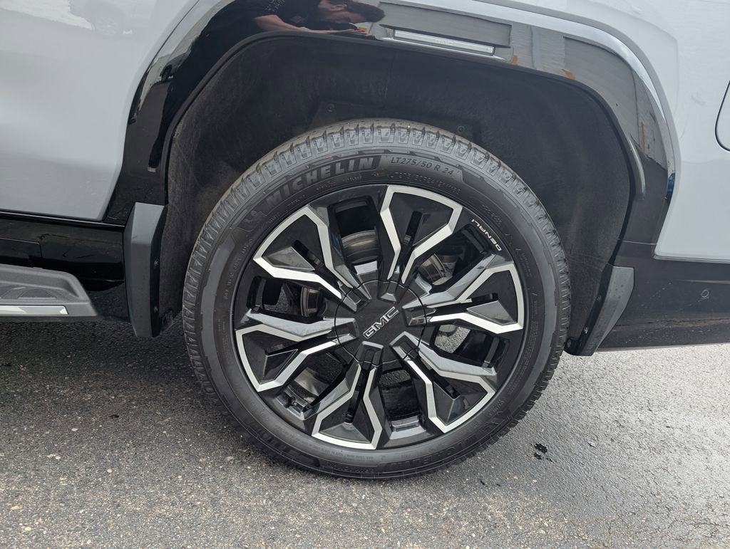 2025 GMC Sierra EV Extended Range Denali