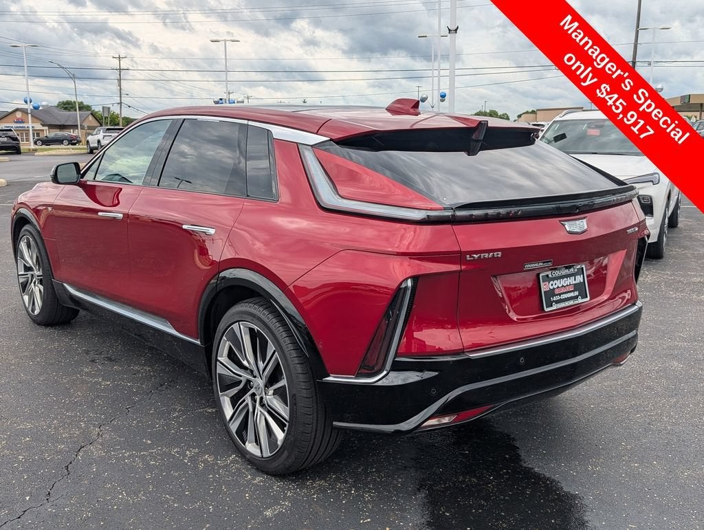 2025 Cadillac LYRIQ Luxury 3