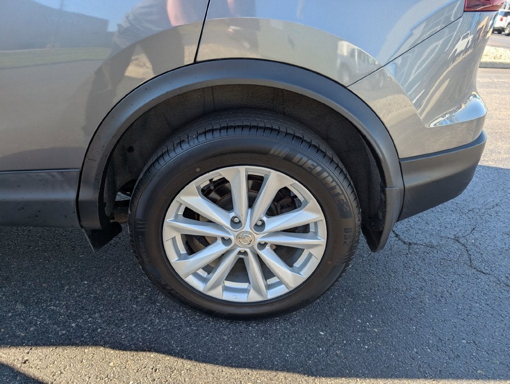 2018 Nissan Rogue Sport SV