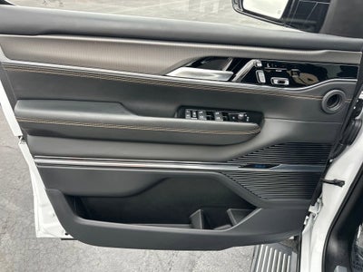 2023 Jeep Grand Wagoneer Series III Obsidian
