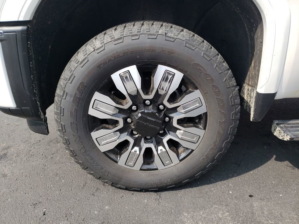 2025 GMC Sierra 2500 HD Denali