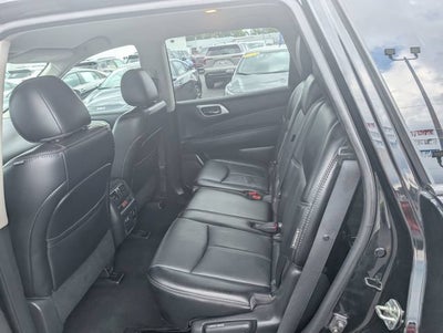 2020 Nissan Pathfinder SL