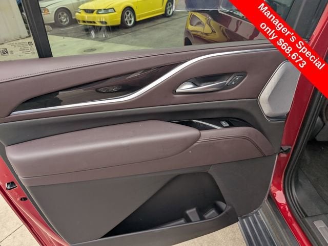 2023 Cadillac Escalade ESV Premium Luxury Platinum